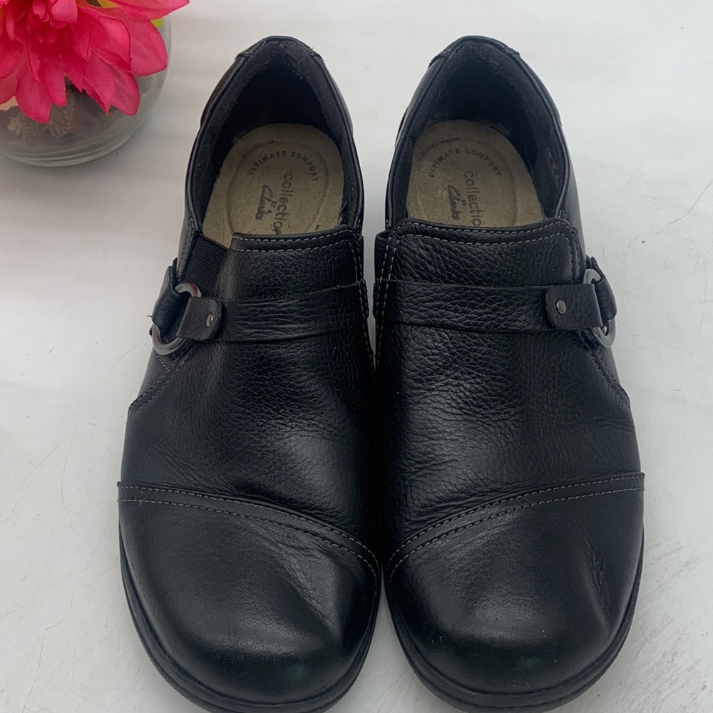 Clarks Collection Black Leather Loafers size 8.5 WIDE BLO5212D